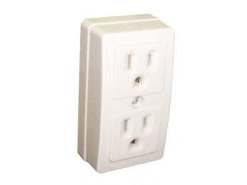 UL-Rated 125V Power Receptacle | Image 1